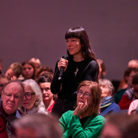 Philo.live! 2025: 16.11. Gibt es Gerechtigkeit? Mit Bernhard Schlink. Mod.: Nicola Steiner ©Marcus Glahn